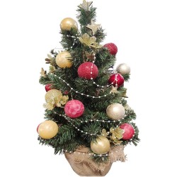 Zdobený vianočný stromček vo vrecúšku